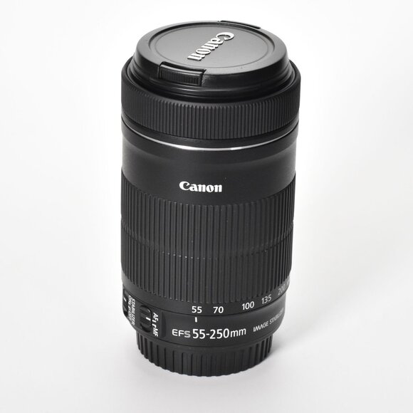 Canon EF-S 55-250mm f/4-5.6 IS STM Zoom Lens MINT - Picture 1 of 8
